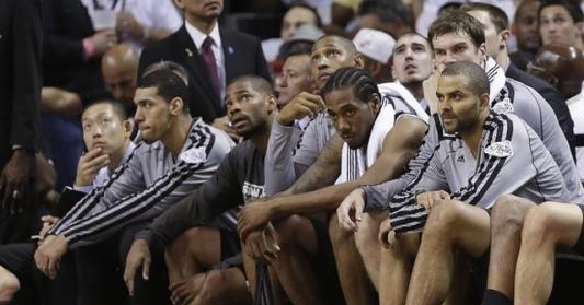 国米大胜晋级+三喜临门！迪乌夫撕掉水货标签，奥西利奥打出明牌